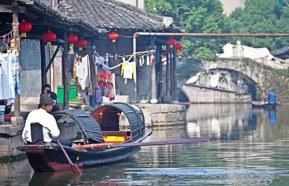 奥拉朱旺：申京现在很全面 他在复古与现代之间找到了完美平衡